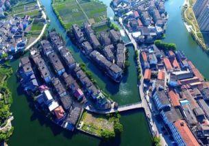 红港小镇爆料案件最新消息,疑云重重，真相渐明